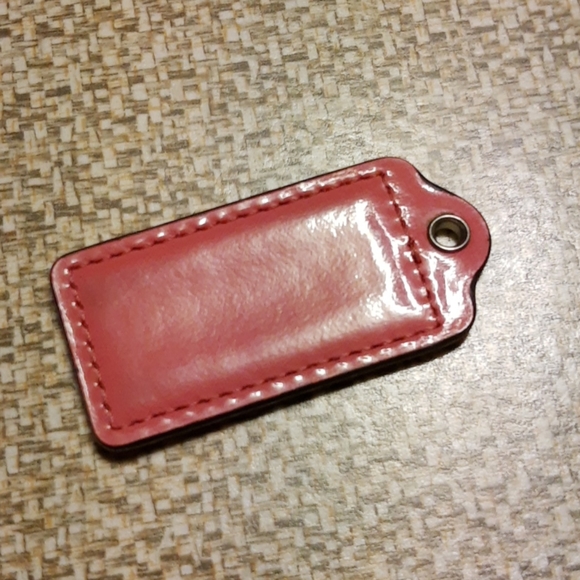 Coach bag tag - Picture 2 of 2